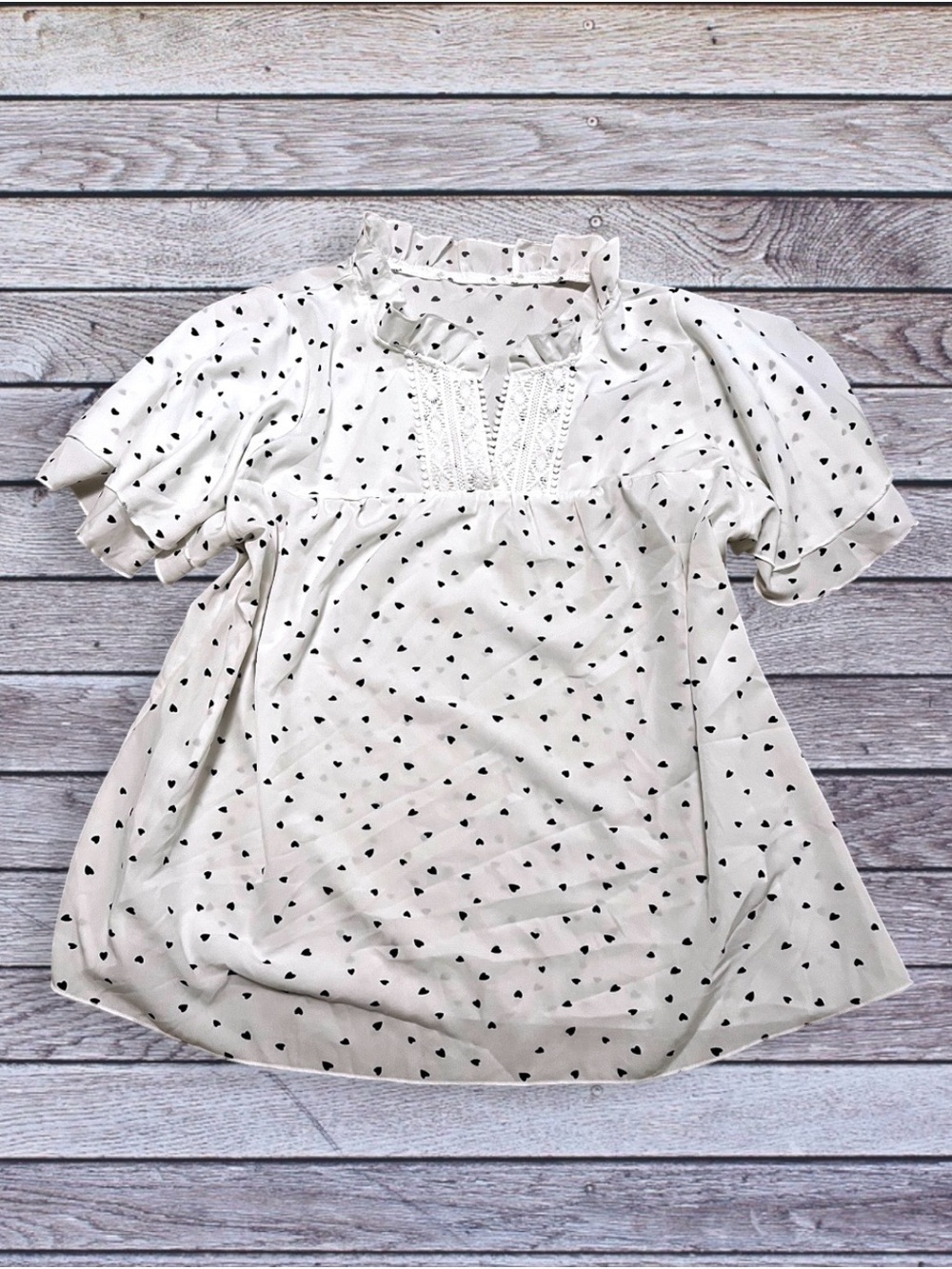SHEIN White Ruffle Yoke Top with Black Heart Print 3xl